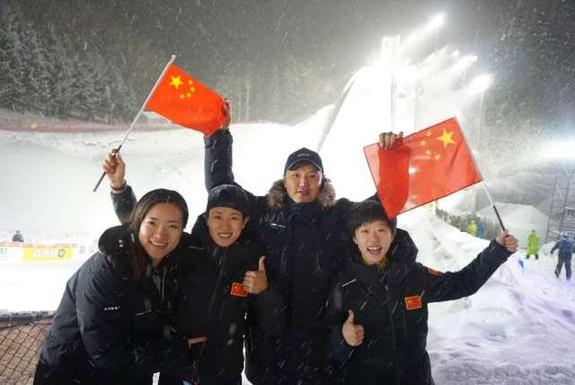 突破！中国女子跳台滑雪运动员首次打进冬奥会